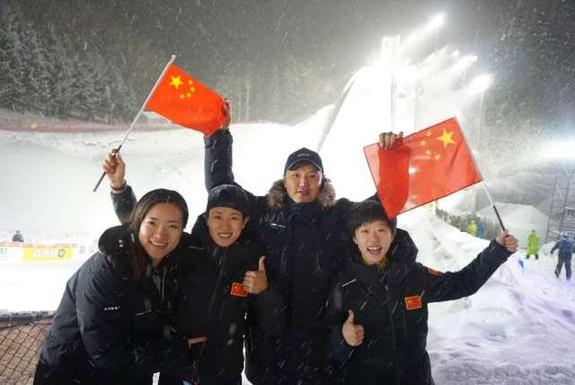 突破！中国女子跳台滑雪运动员首次打进冬奥会